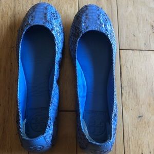 Tory Burch sz 7 blue Eddie flats python snakeskin